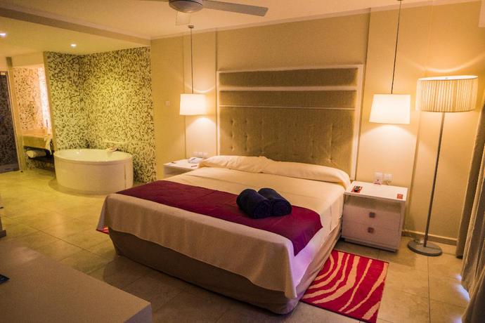 Imagen de la habitación del Hotel Gran Muthu Imperial Cayo Guillermo. Foto 4