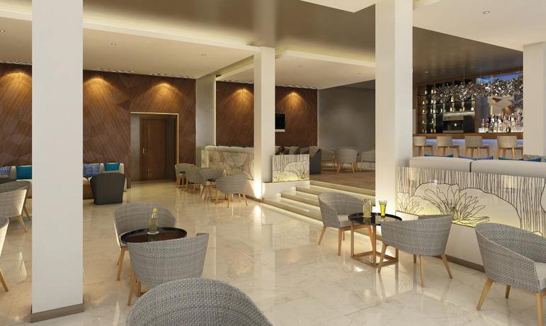 Imagen del bar/restaurante del Hotel Gran Muthu Rainbow Hotel. Foto 3