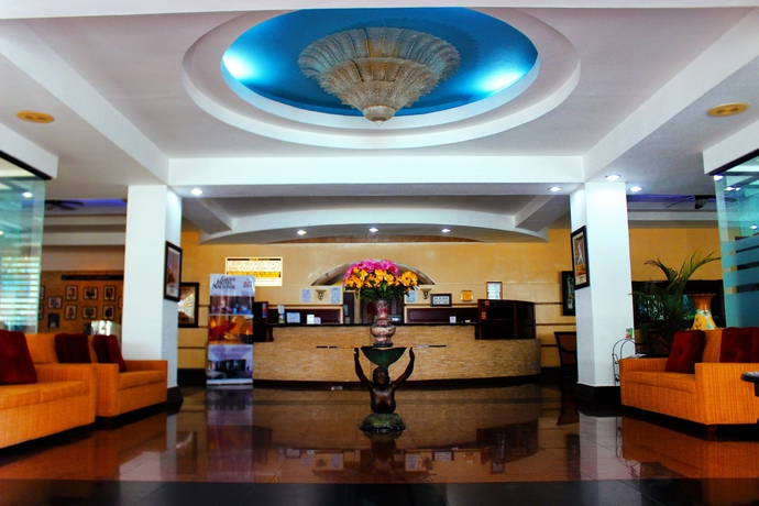 Imagen de los interiores del Hotel Gran Nacional. Foto 18