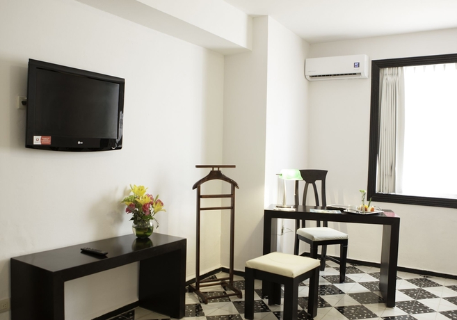 Imagen de la habitación del Hotel Gran Panamericana. Foto 7