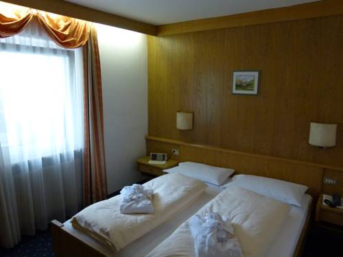 Imagen de la habitación del Hotel Gran Paradis. Foto 15