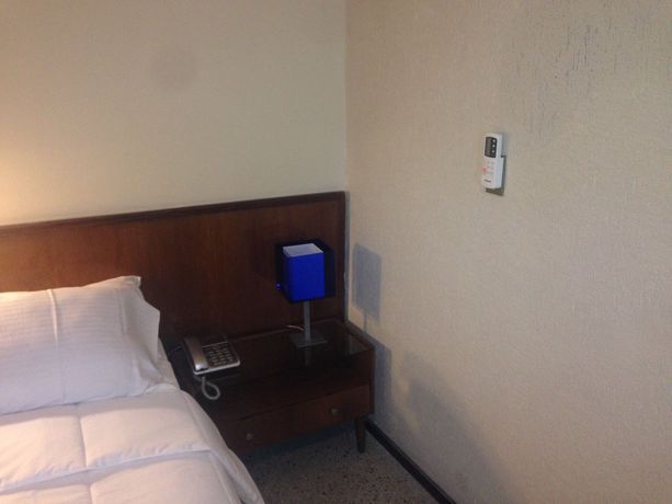 Imagen de la habitación del Hotel Gran Parana, Asunci&oacute;n. Foto 11