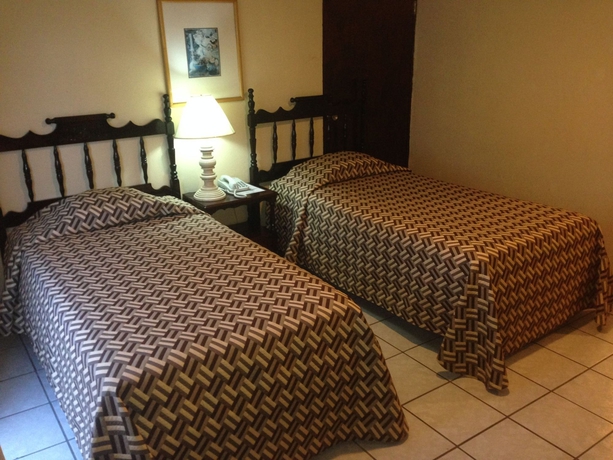 Imagen de la habitación del Hotel Gran Paris. Foto 6