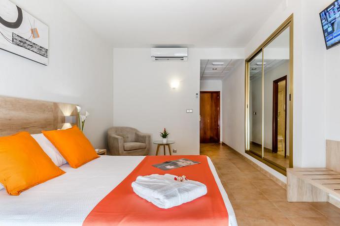 Imagen de la habitación del Hotel Gran Playa. Foto 10