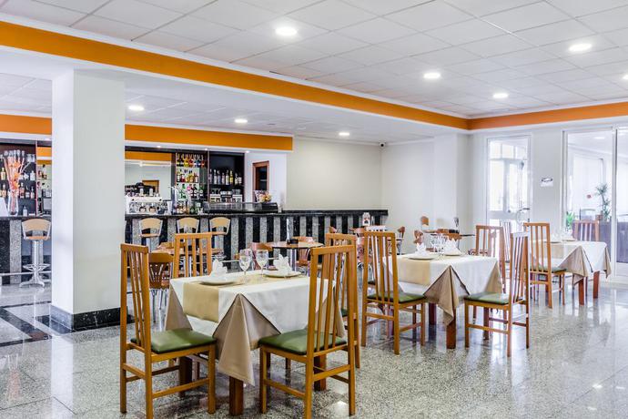 Imagen del bar/restaurante del Hotel Gran Playa. Foto 6