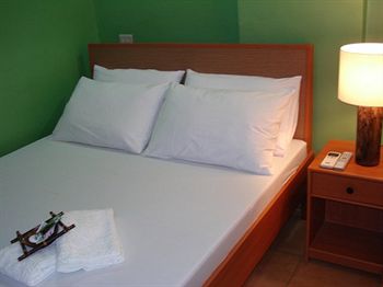 Imagen de la habitación del Hotel Gran Prix Econtel Pasay. Foto 6