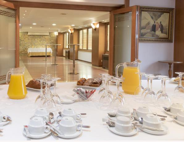 Imagen de los interiores del Hotel Gran Regente. Foto 14