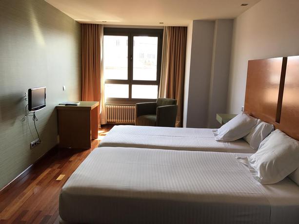 Imagen de la habitación del Hotel Gran Regente. Foto 10