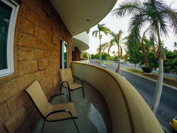 Imagen de la habitación del Hotel Gran Residencial Galerias. Foto 2
