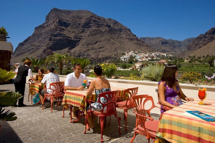 Imagen del bar/restaurante del Hotel Gran Rey. Foto 4