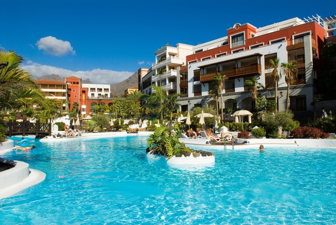 Imagen de la piscina del Hotel Gran Tacande Wellness and Relax Costa Adeje. Foto 15