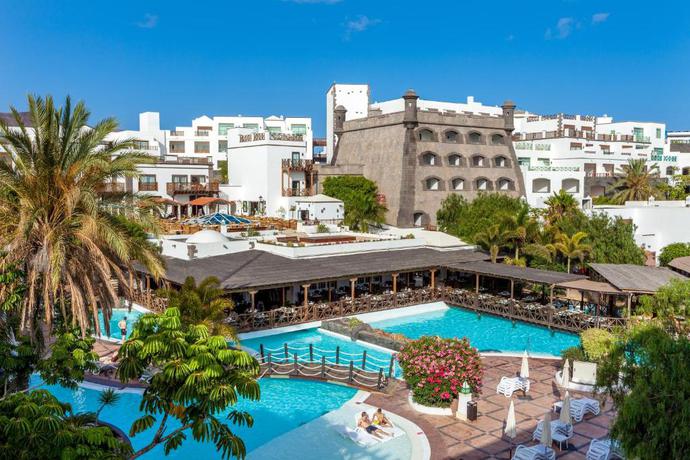 Imagen general del Hotel Gran Tagoro Family and Fun Playa Blanca. Foto 27