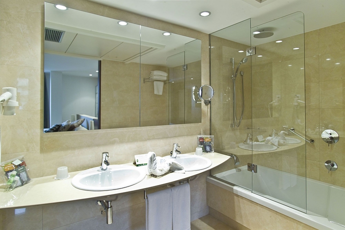 Imagen de la habitación del Hotel Gran Ultonia. Foto 3