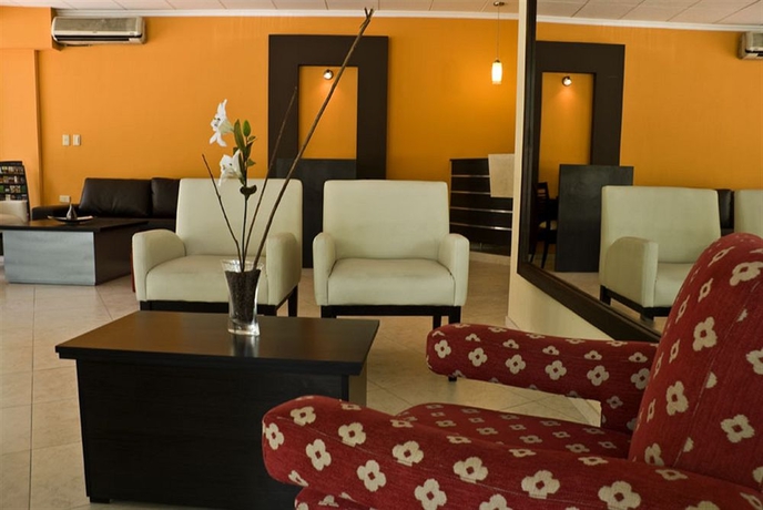Imagen de los interiores del Hotel Gran Vendimia By Bouquet. Foto 4