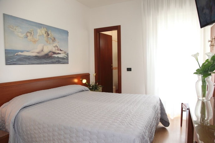 Imagen de la habitación del Hotel Gran Venere Beach. Foto 7
