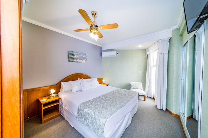 Imagen de la habitación del Hotel Gran Verona. Foto 15