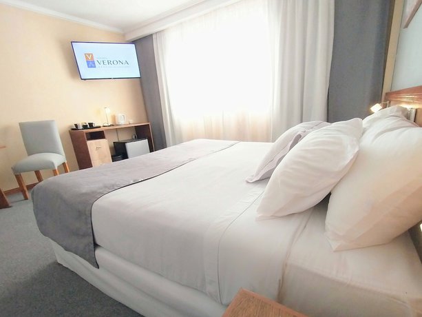 Imagen de la habitación del Hotel Gran Verona. Foto 17