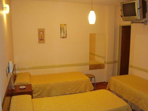 Imagen general del Hotel Gran Via, Buenos Aires. Foto 2