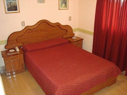 Imagen general del Hotel Gran Via, Buenos Aires. Foto 9