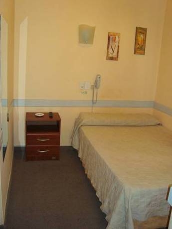 Imagen general del Hotel Gran Via, Buenos Aires. Foto 16