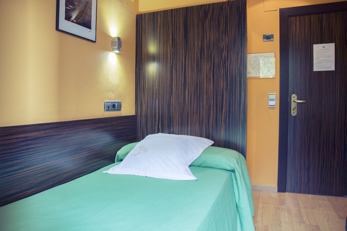 Imagen de la habitación del Hotel Gran Via, Zaragoza. Foto 5