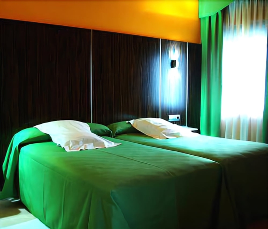 Imagen de la habitación del Hotel Gran Via, Zaragoza. Foto 8