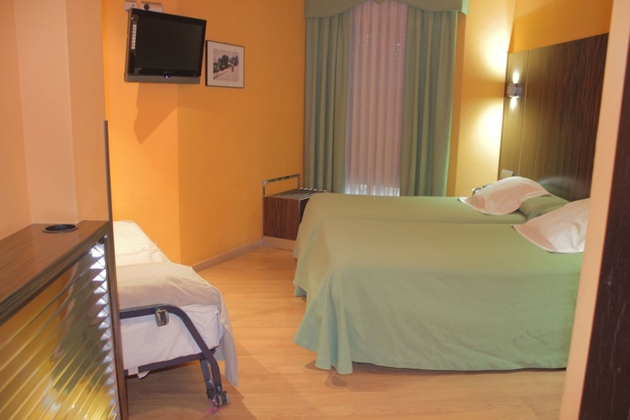 Imagen de la habitación del Hotel Gran Via, Zaragoza. Foto 10