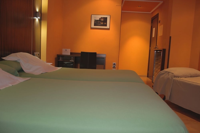 Imagen de la habitación del Hotel Gran Via, Zaragoza. Foto 12