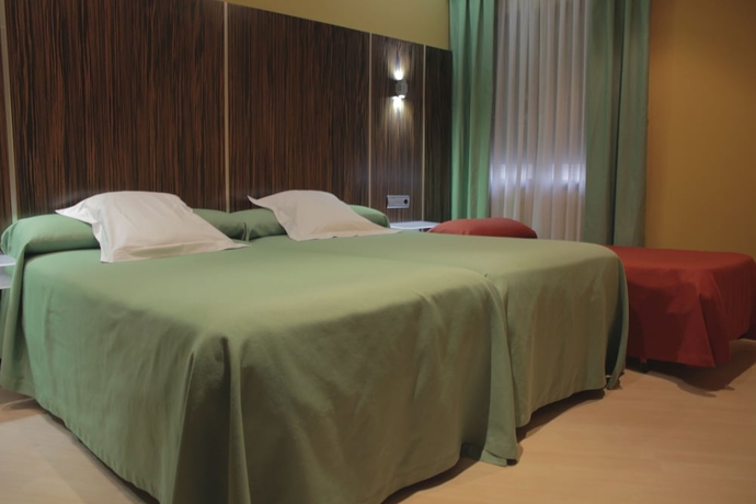 Imagen de la habitación del Hotel Gran Via, Zaragoza. Foto 13