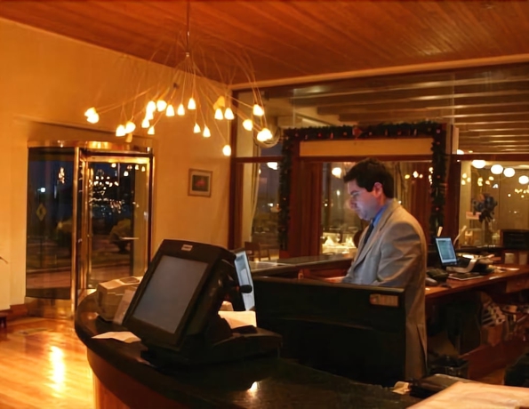 Imagen de los interiores del Hotel Gran Vicente Costanera. Foto 10