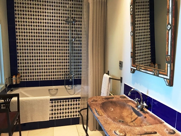 Imagen de la habitación del Hotel Gran Villa Rosa. Foto 5