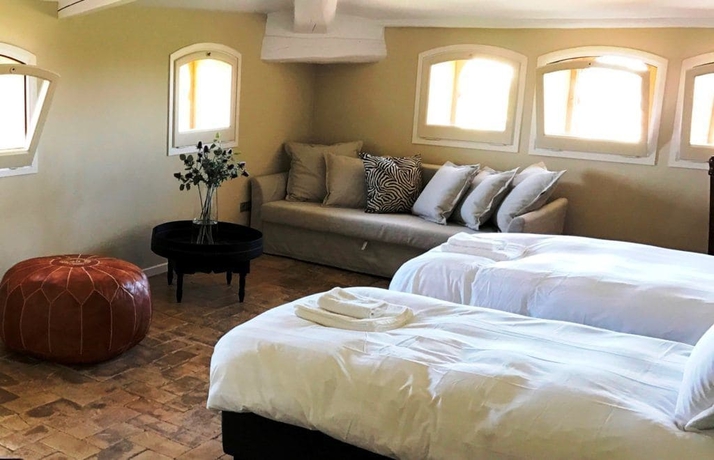 Imagen de la habitación del Hotel Gran Villa Rosa. Foto 8