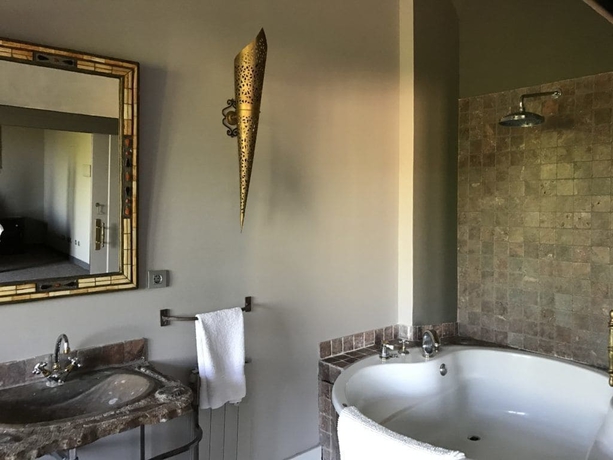 Imagen de la habitación del Hotel Gran Villa Rosa. Foto 15