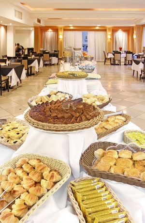 Imagen del bar/restaurante del Hotel Gran Villagio SP by Castelo Itaipava. Foto 4