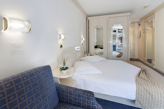 Imagen de la habitación del Hotel Gran Vista Plava Laguna. Foto 4