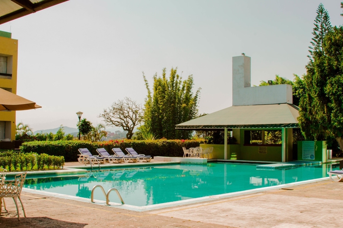 Imagen de la piscina del Hotel Gran Xalapa. Foto 16