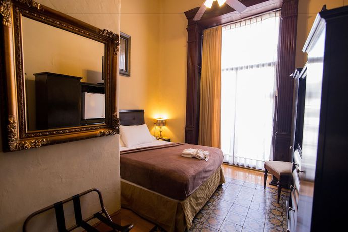 Imagen de la habitación del Hotel Gran de Merida. Foto 4
