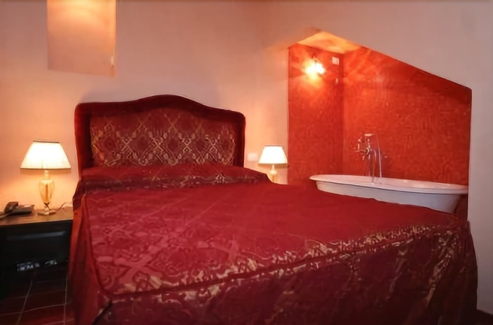 Imagen de la habitación del Hotel Grana Barocco Art and Spa. Foto 10