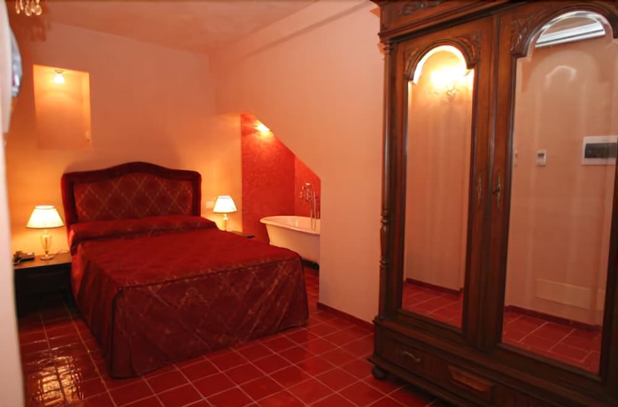 Imagen de la habitación del Hotel Grana Barocco Art and Spa. Foto 12
