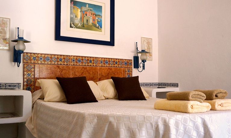 Imagen de la habitación del Hotel Granada Apartments Ibiza. Foto 18