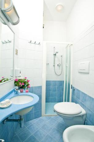 Imagen de la habitación del Hotel Granada, Bellaria-Igea Marina. Foto 9