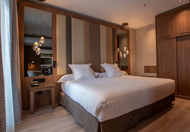 Imagen de la habitación del Hotel Granada Center. Foto 16