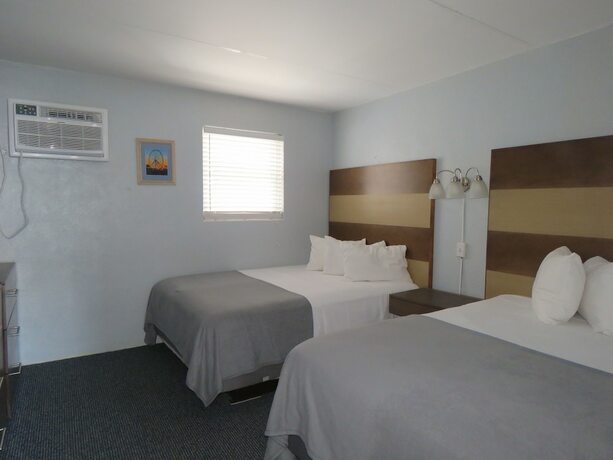 Imagen de la habitación del Hotel Granada Ocean Resort. Foto 17