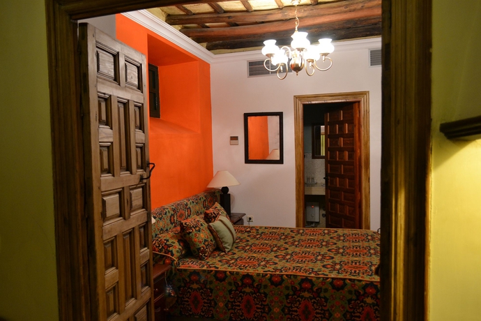 Imagen de la habitación del Hotel Granados Palacio Boutique. Foto 6