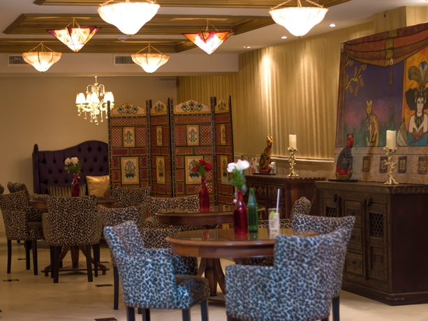 Imagen de los interiores del Hotel Granados Park. Foto 9