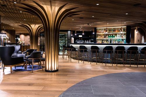 Imagen del bar/restaurante del Hotel Granbaita Dolomites. Foto 4