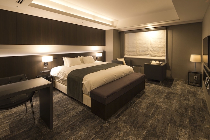 Imagen de la habitación del Hotel Granbinario Komatsu. Foto 13