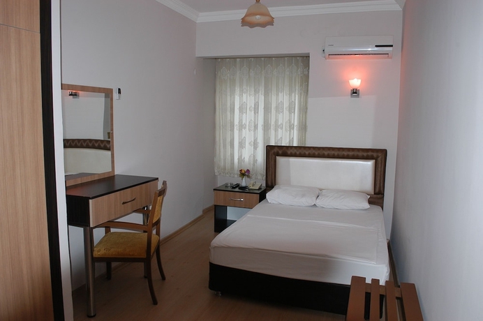Imagen de la habitación del Hotel Grand 01. Foto 4