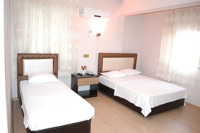 Imagen de la habitación del Hotel Grand 01. Foto 5