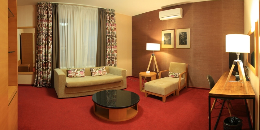 Imagen de los interiores del Hotel Grand Admiral Resort and Spa. Foto 3